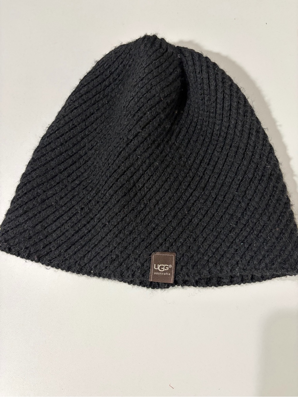 UGG Men's Black Ribbed Knit Beanie